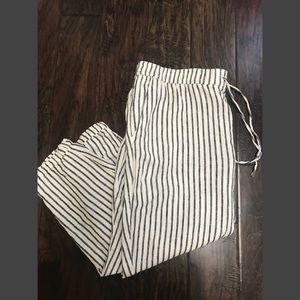 Old Navy linen pants